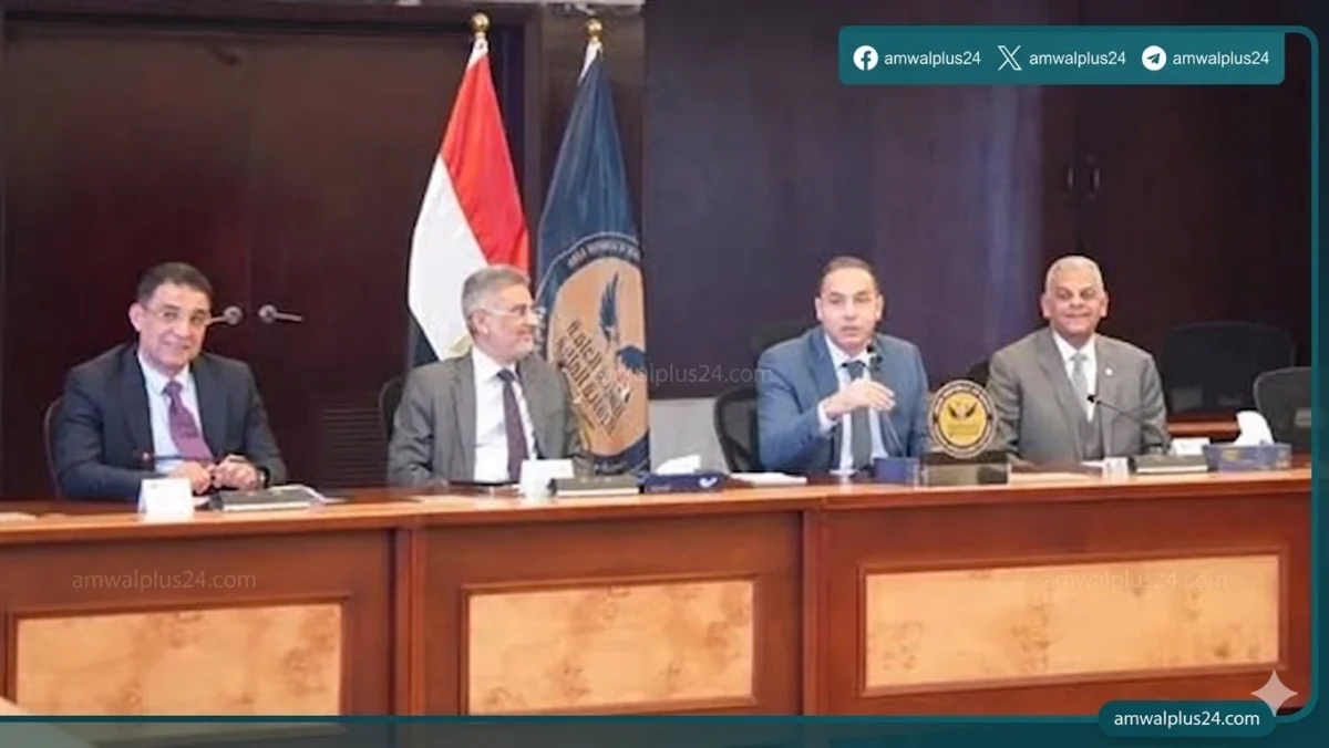 الدكتور إسلام عزام