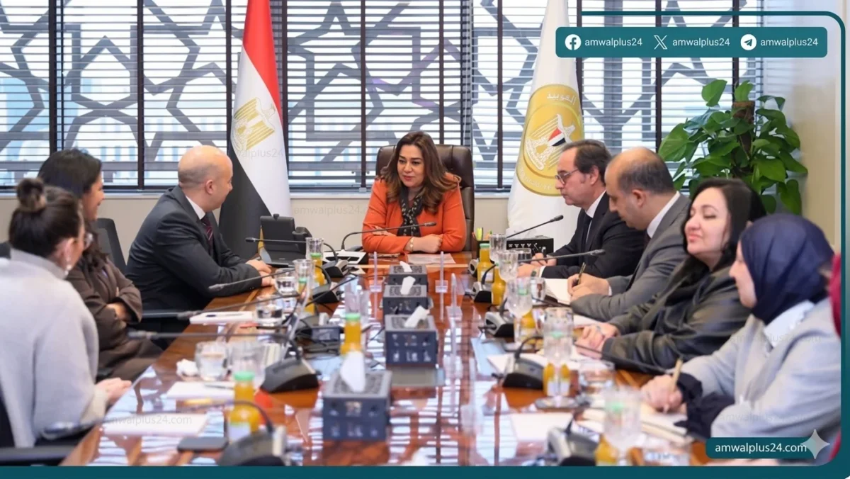 الدكتورة منال عوض