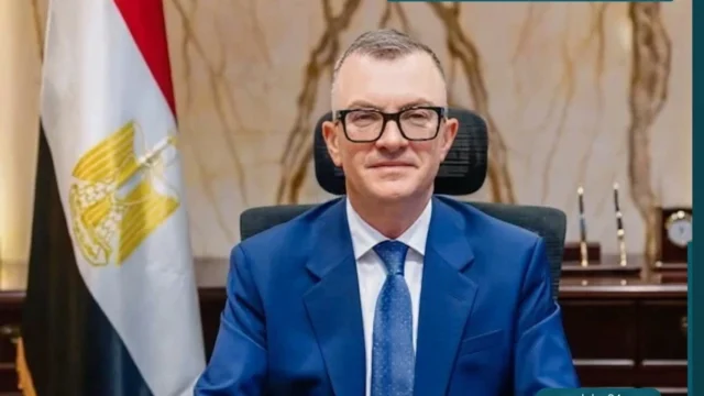 أحمد رستم أن جائزة مصر